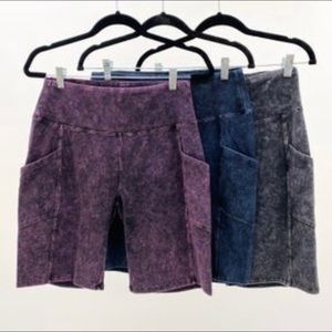 Mineral washed biker shorts